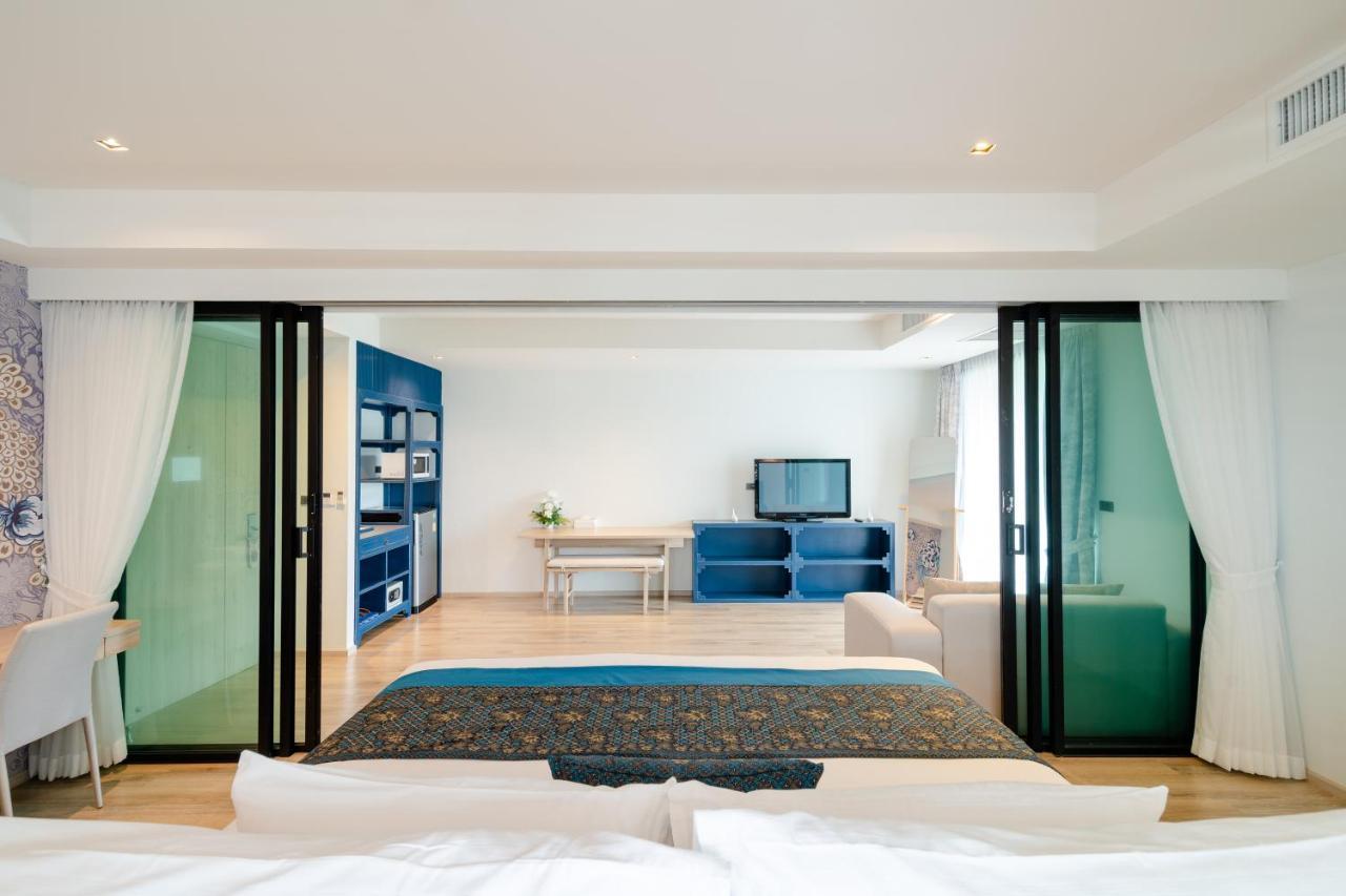 Bhukitta Boutique Hotel Phuket Town Exterior photo