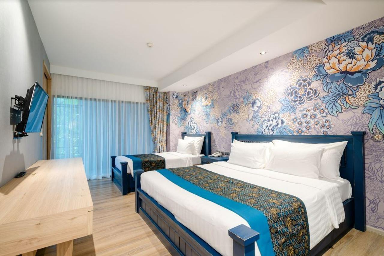 Bhukitta Boutique Hotel Phuket Town Exterior photo