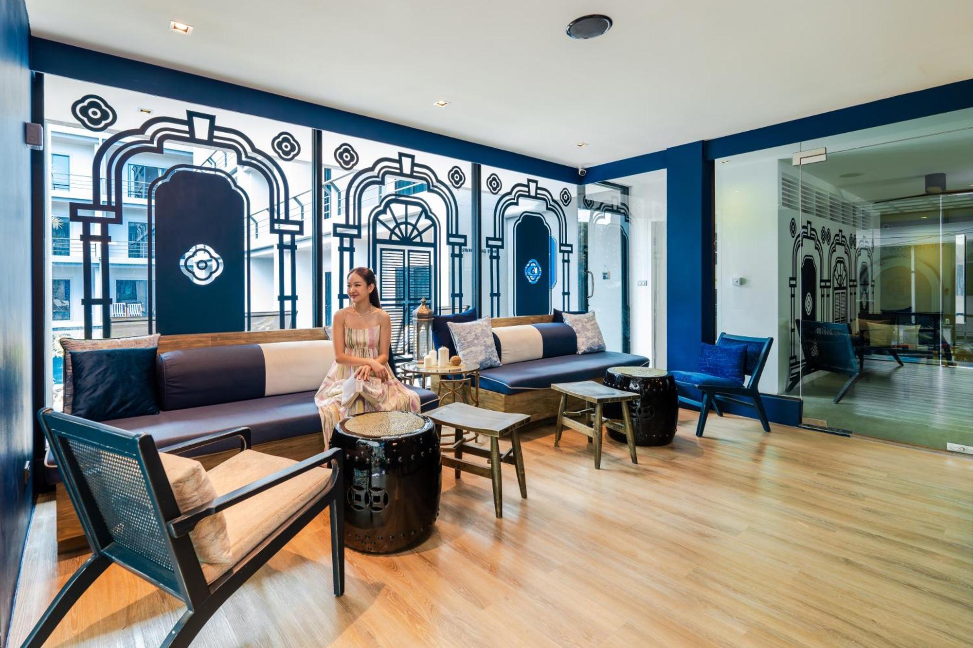 Bhukitta Boutique Hotel Phuket Town Exterior photo