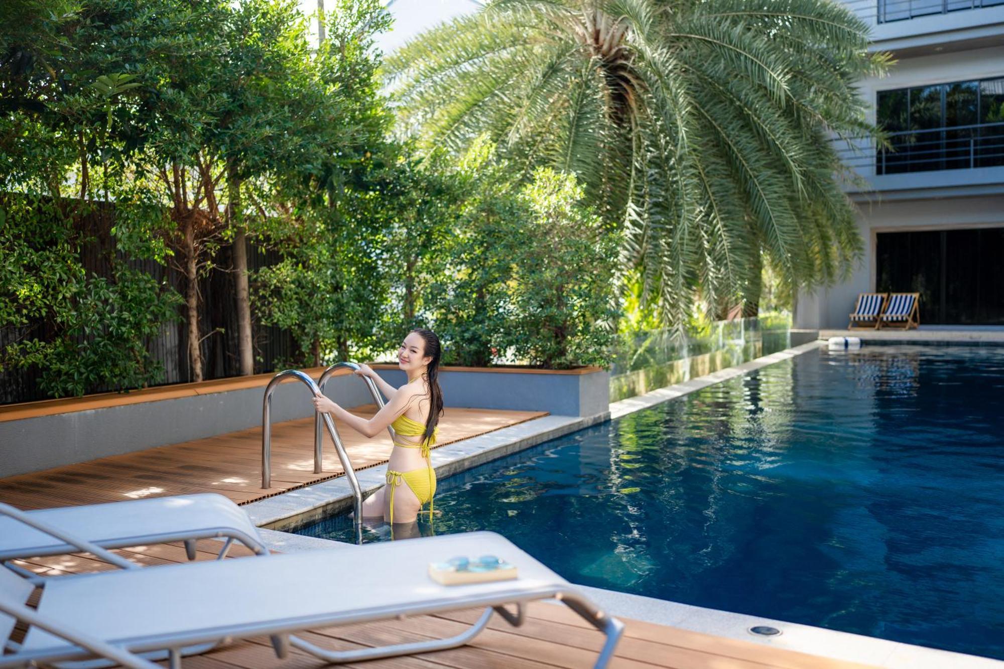 Bhukitta Boutique Hotel Phuket Town Exterior photo