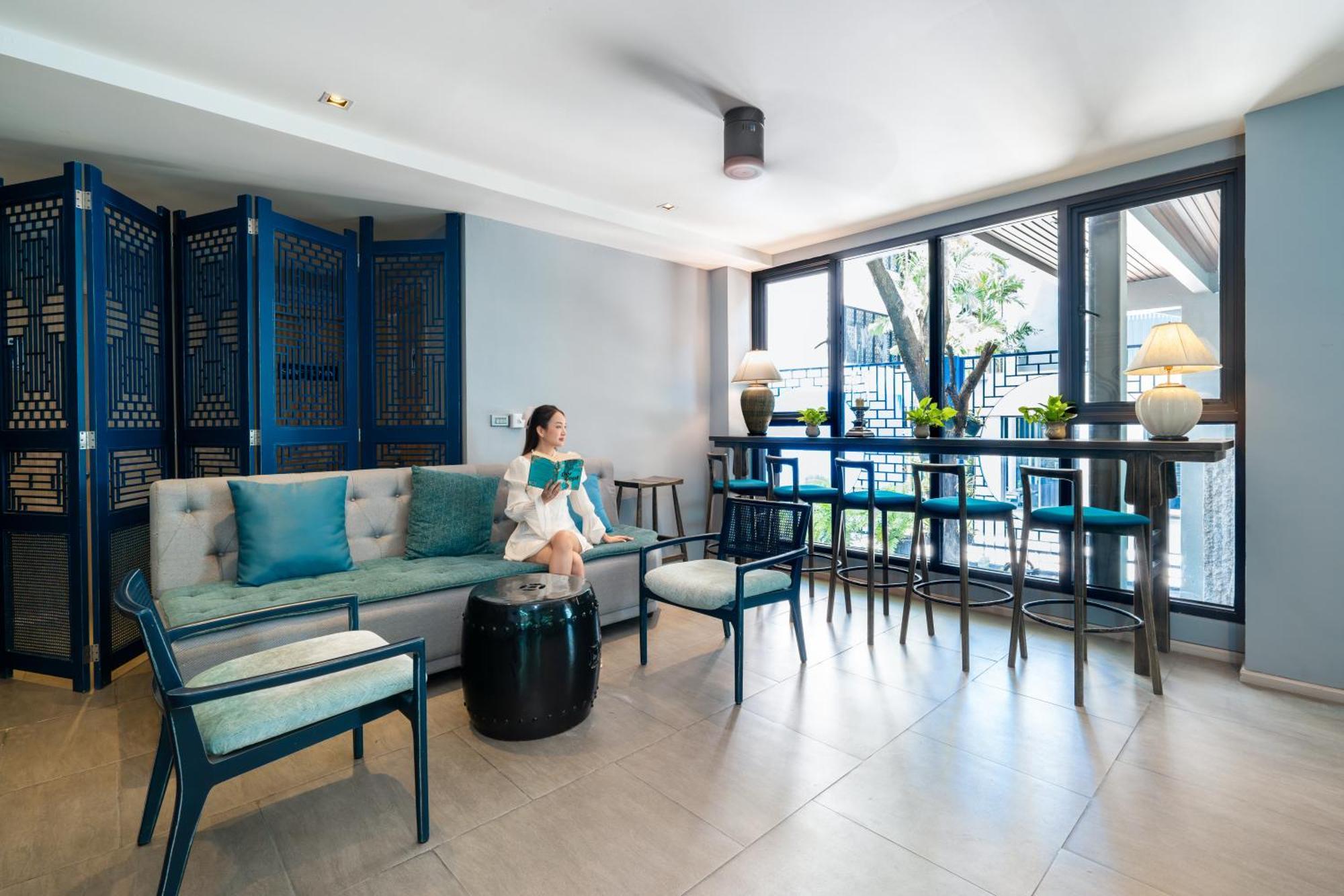 Bhukitta Boutique Hotel Phuket Town Exterior photo